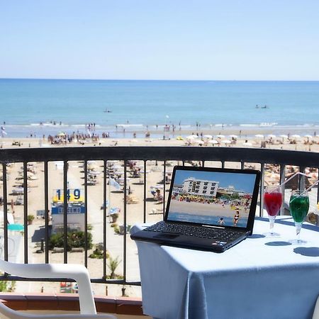 Hotel Usa Rimini Bilik gambar