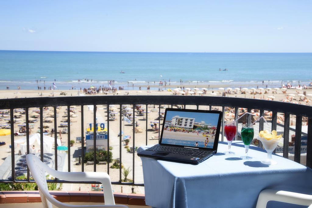 Hotel Usa Rimini Bilik gambar